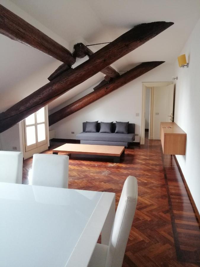 Brera Erbe Apartamento Milão Exterior foto